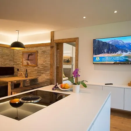 Royal Waldfeld * מאיירהופן