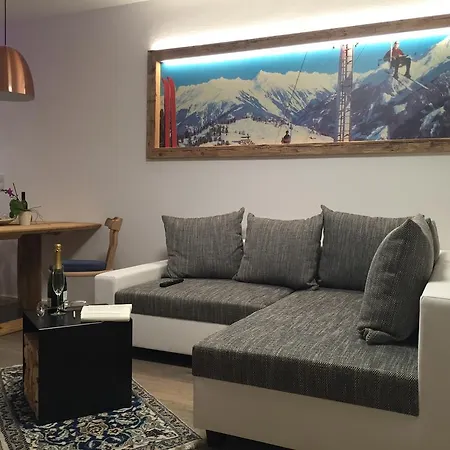 Royal Waldfeld Appartement Mayrhofen