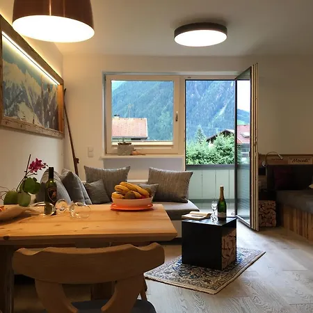 Royal Waldfeld * Mayrhofen