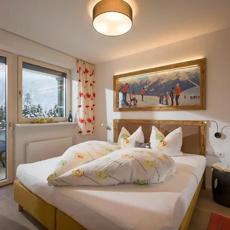 Royal Waldfeld Apartman Mayrhofen