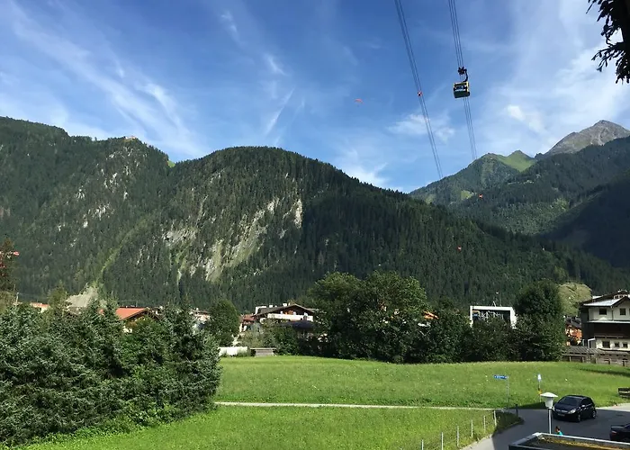 Royal Waldfeld * Mayrhofen